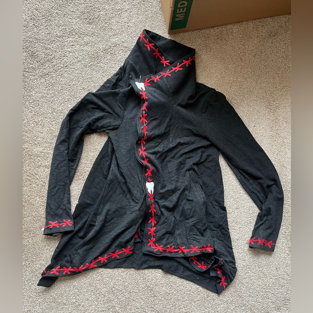 Danhausen Cosplay Casual Sweater